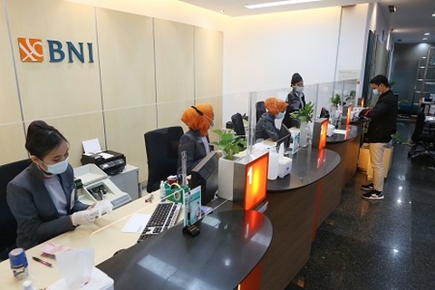 Struktur gaji pegawai Bank BNI dan tunjangan 2025
